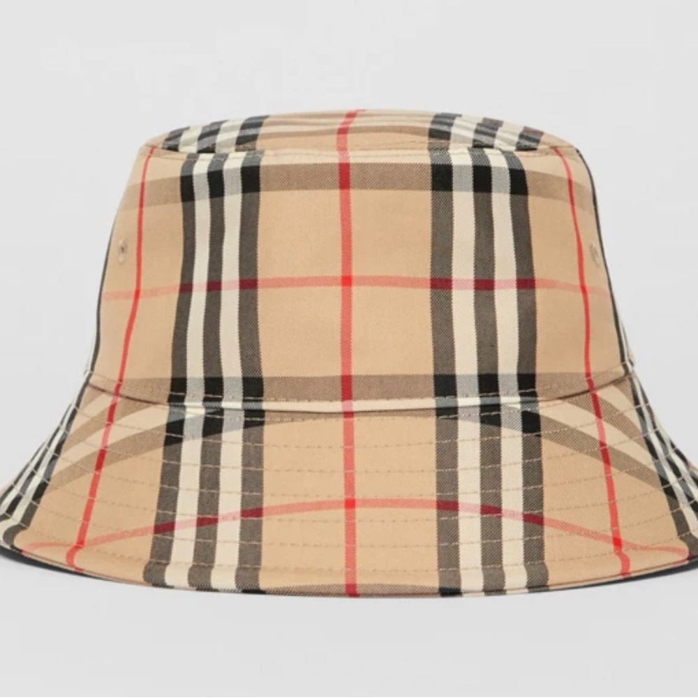 New BURBERRY BUCKET HAT, XL